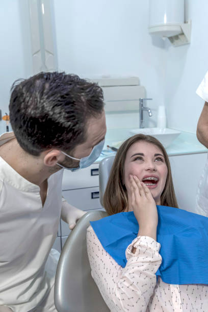Best Dentist Open Late Near Me  in Oli, PA